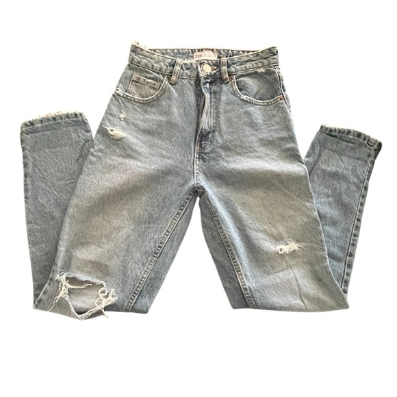Zara Women Distressed Jeans Tapered Leg, Barrel. Size: 0 - Picture 7 of 7